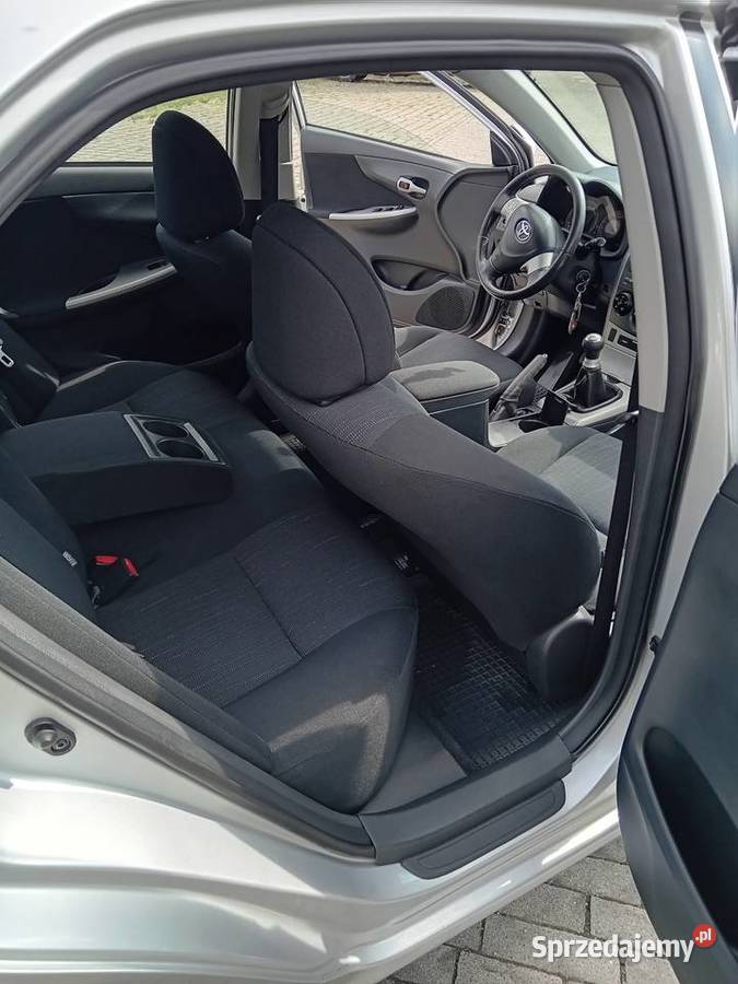Toyota Corolla E15 16 124 Salon Polska Pewny sprzedam