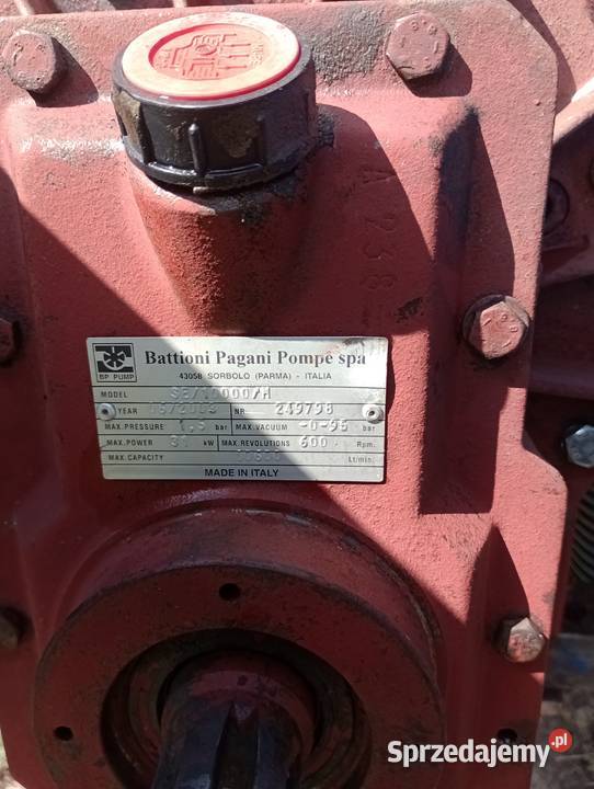 Sprzedam beczkowóz 6000 litrów stan bPompa nieuszkodzony łódzkie Brzoza