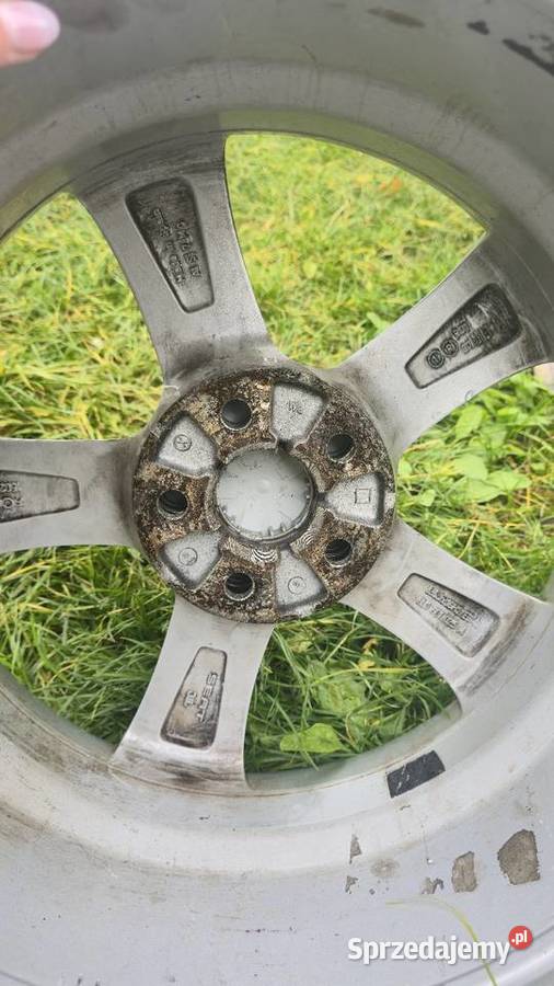 Alufelgi SEAT srebrne 5x100 16 Wudzyn
