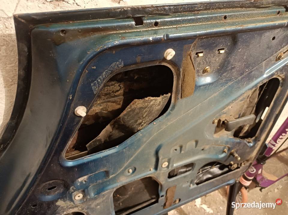 Polonez drzwi tylne prawe 21u FSO Daewoo cargo Pionki