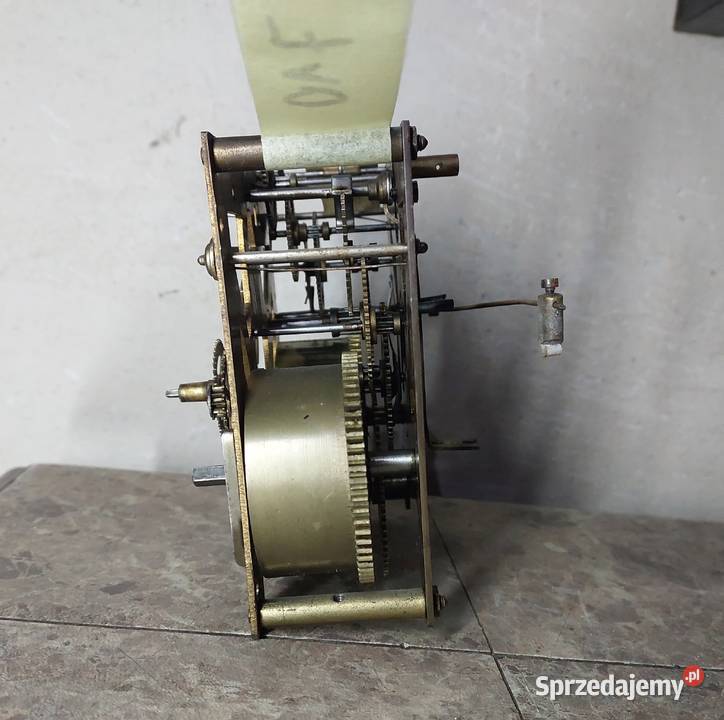 710 Mechanizm starego zegara ściennego Mauthe Tczew