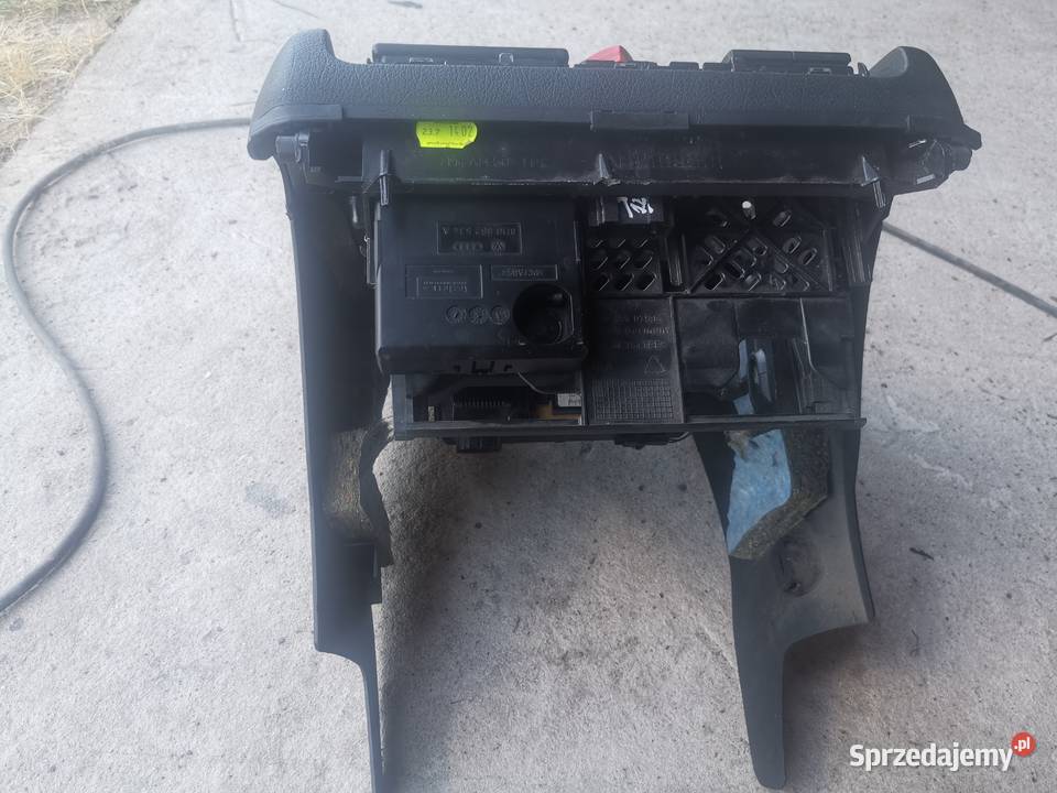 Konsola 2 din A4 b5 lift deski rozdzielcze, konsole Nisko sprzedam