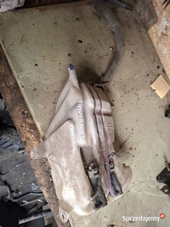 TOYOTA RAV 4 I zbiorniczek spryskiwaczy sprzedam