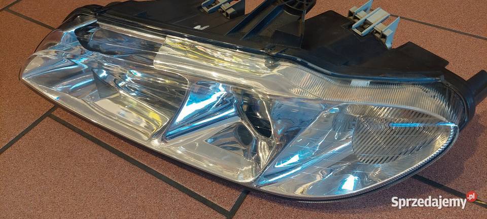 Lampa lewa 406 coupe lift
