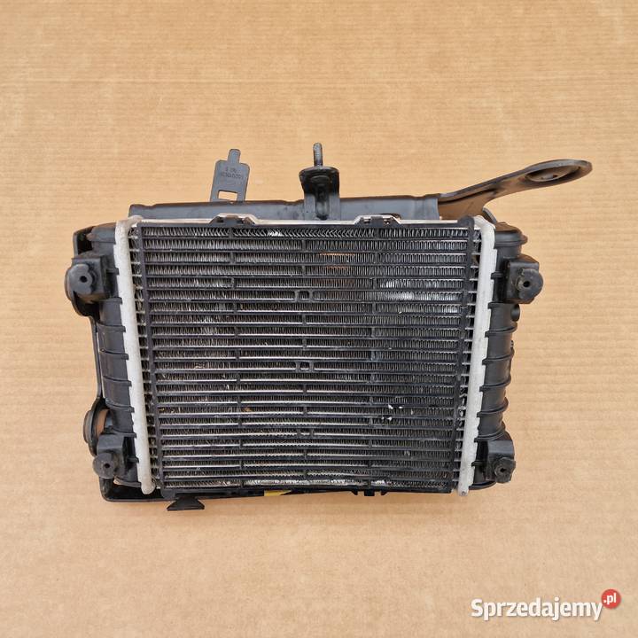 AUDI S3 8V VW CHŁODNICA WODY DODATKOWA UCHWYT Kargowa sprzedam