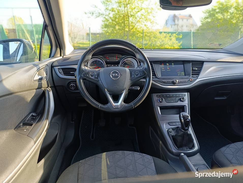 Opel AStra Sports Tourer 2019 benzyna Warszawa sprzedam