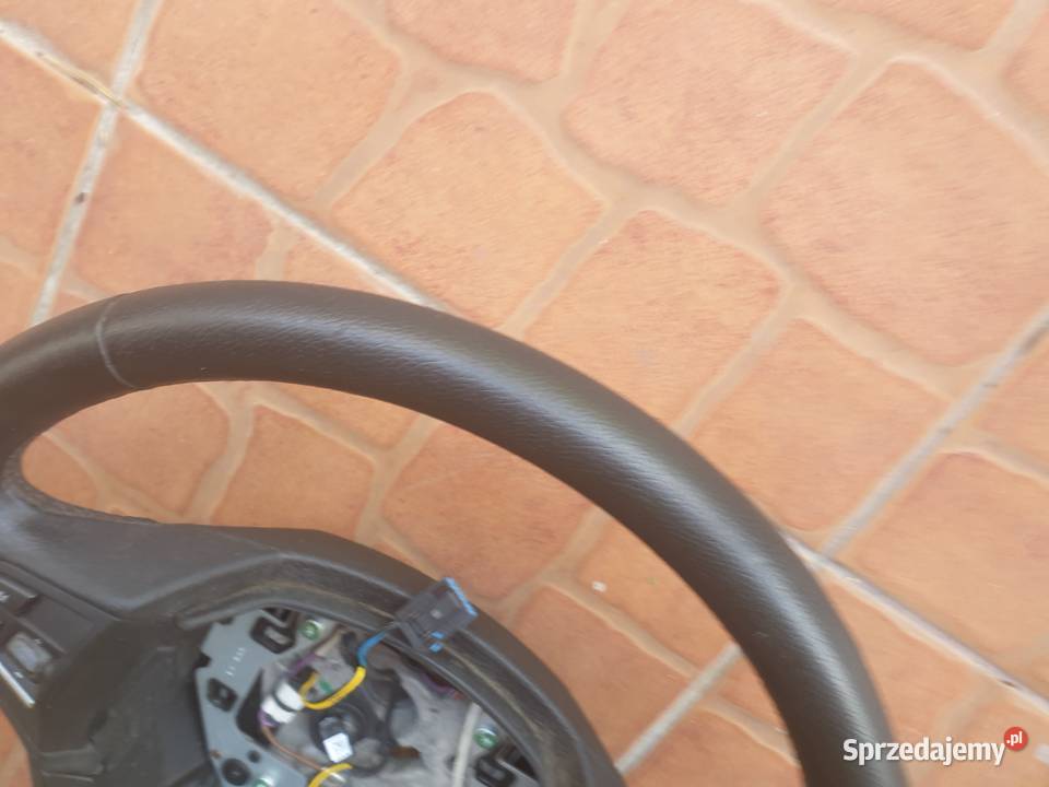 BMW 5 F10 F11 kierownica skórzana multifunkcyjna Kierownice Międzychód