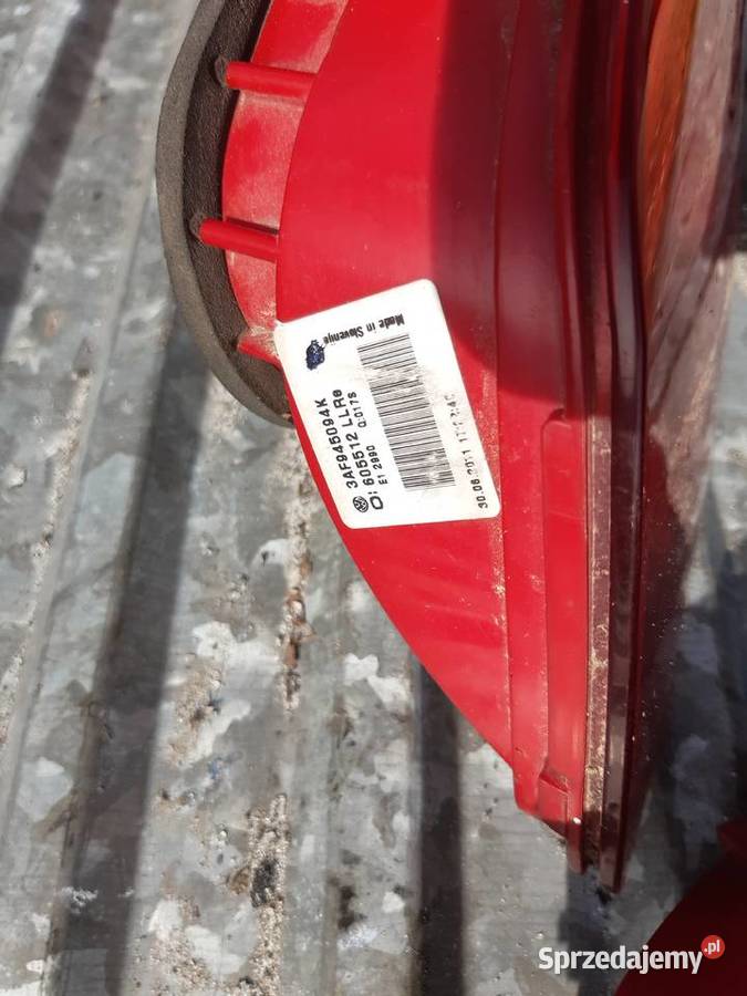 Lampy lewy tył VW Passat B7 Kombi