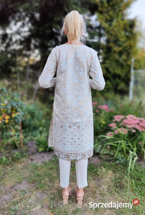 Indyjski komplet L 40 beżowy złoty malowany Rozmiar 40(L) Bluzki i koszule Szczecin