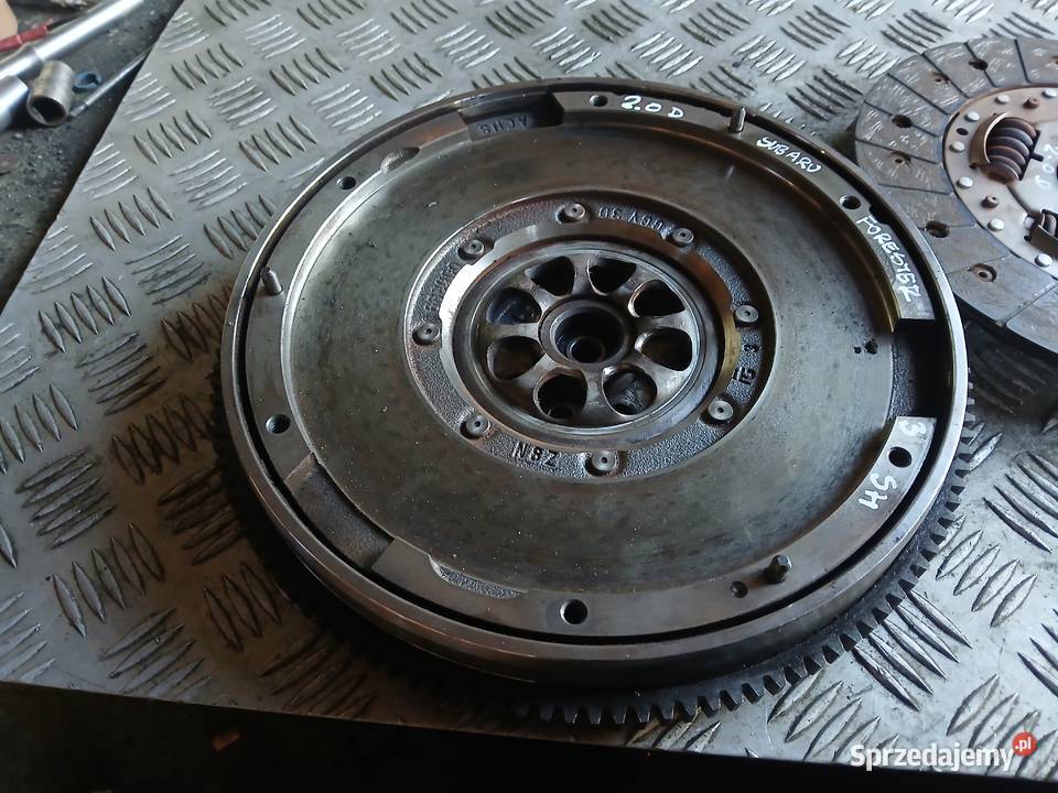Sprzęgło dwumasowe tarcza docisk Subaru Forester Radłów