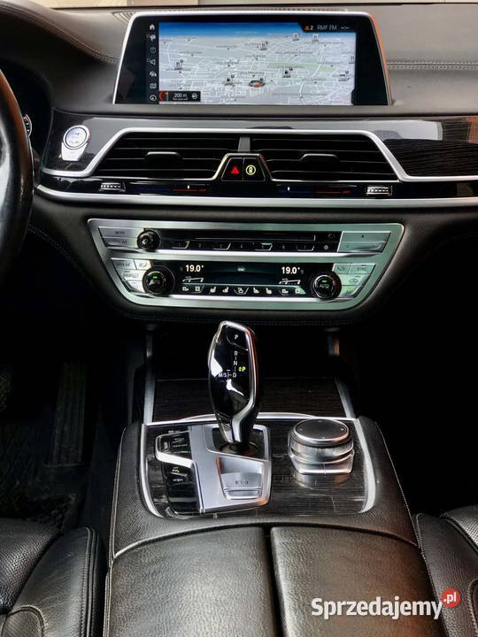 BMW 740d Xdrive 4x4 320 Salon Navi KEYLESS Turka