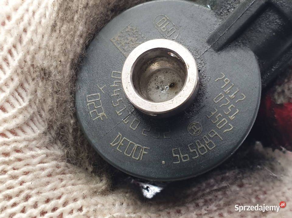 WTRYSKIWACZ PEUGEOT BIPPER 0445110252