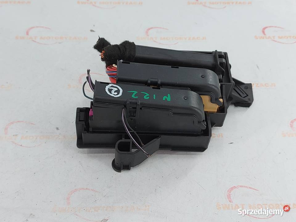 AUDI S4 B8 30 TFSI 13r skrzynka bezpieczników Układ elektryczny, zapłon sprzedam
