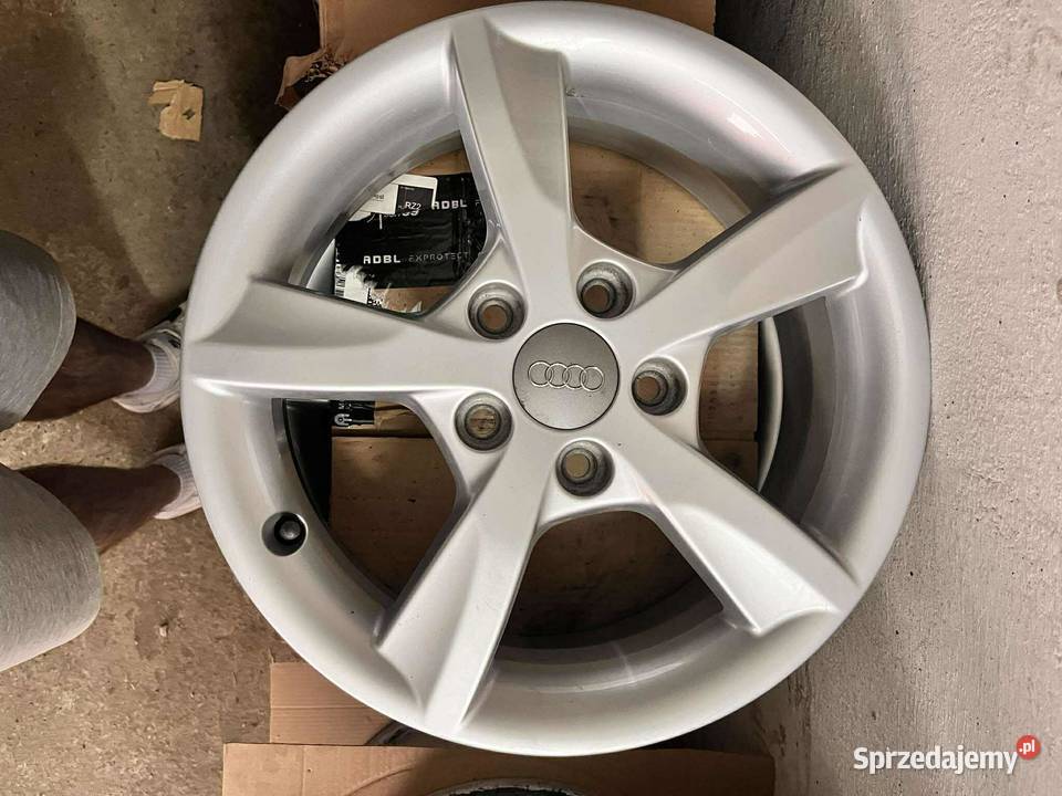 Felgi aluminiowe Audi 16 5x112 6J ET 43 Samochodowe Harta sprzedam
