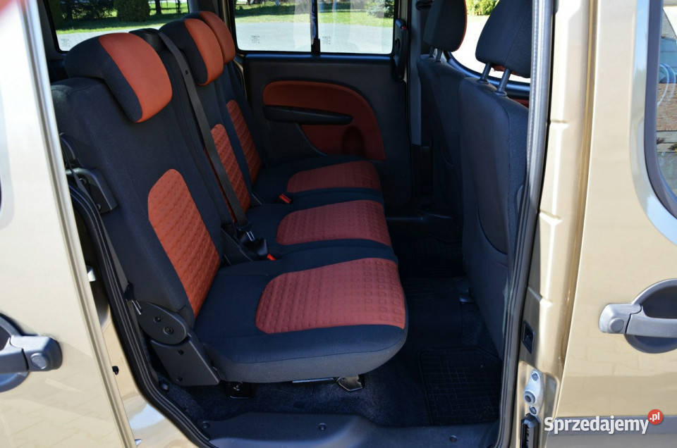 Fiat Doblo 14 Benz 77 7 Osób Super Stan I gniazdo USB