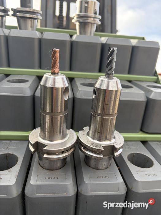 Frez VHM 10 mm 4ostrzowy na oprawce Garant SK40
