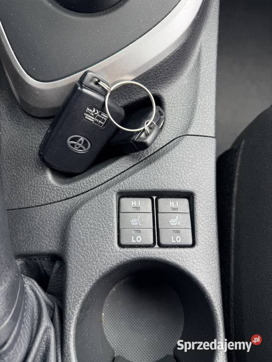 Toyota Auris Touring Sports 18 Hybrid 2014 Kombi Kraków