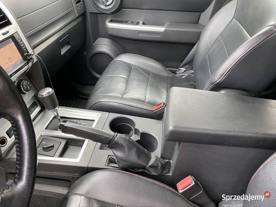 Sprzedam Dodge Nitro 28L typ Hummer Automat 4/5 Dodge Deszczno sprzedam