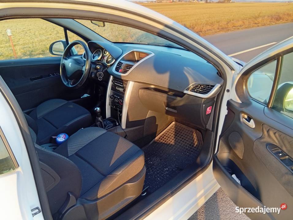 Peugeot 207 Przedecz sprzedam