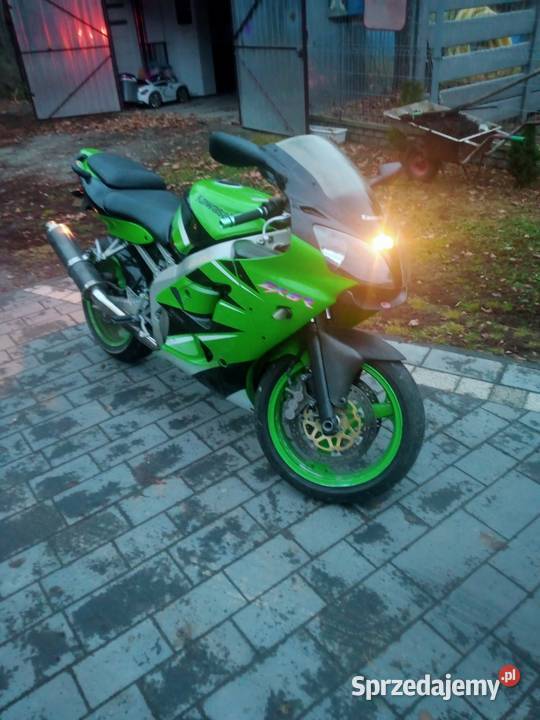 Kawasaki Ninja ZX6R garażowany Danków