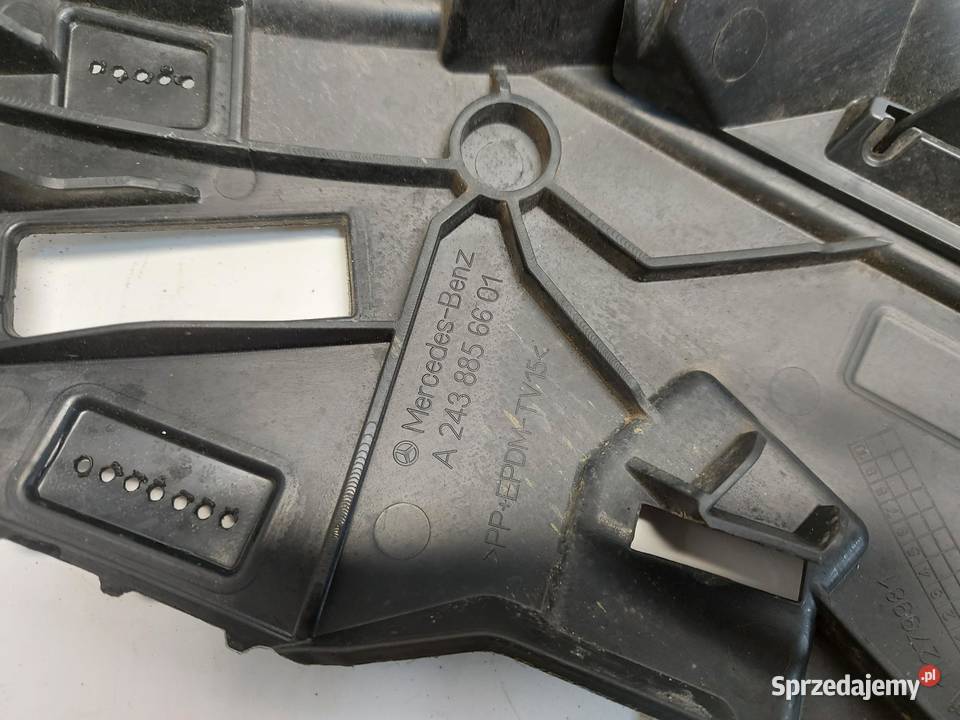 Mercedes EQA 250 W243 ŚLIZG MOCOWANIE ZDERZAKA sprzedam