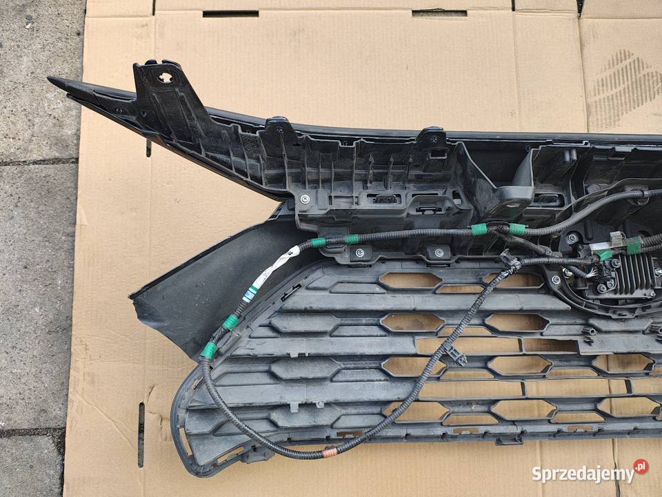 RAV4 grill atrapa radar wzmocnienie wspornik sprzedam