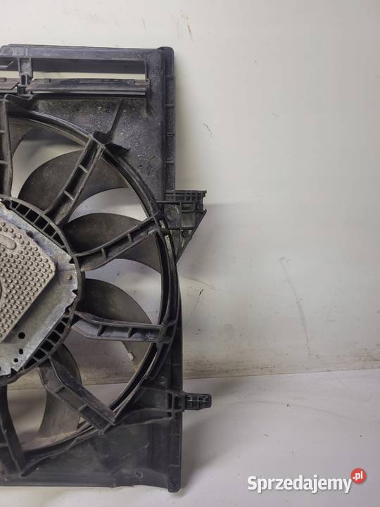 WENTYLATORY OBUDOWA AUDI A4 A5 A6 A7 4H0121003N Przystajń sprzedam