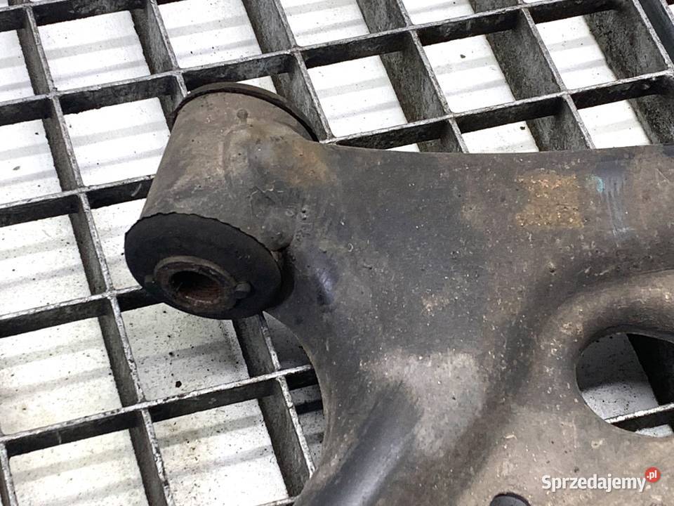 WAHACZ PRAWY PRZÓD FORD FIESTA MK7 Hatchback podkarpackie