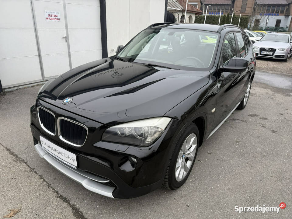 BMW X1 RatyZamiana Gwarancja dużym serwisie nowy relingi dachowe Gdów
