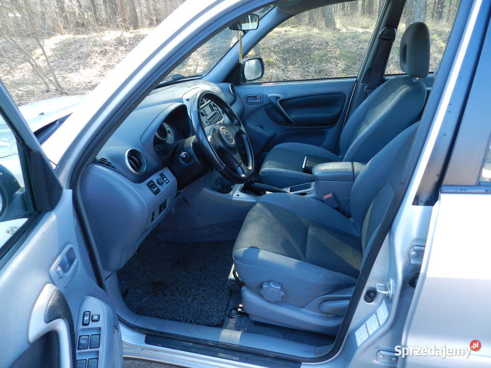Toyota RAV4 5 drzwi klima hak 4x4 Olsztyn sprzedam
