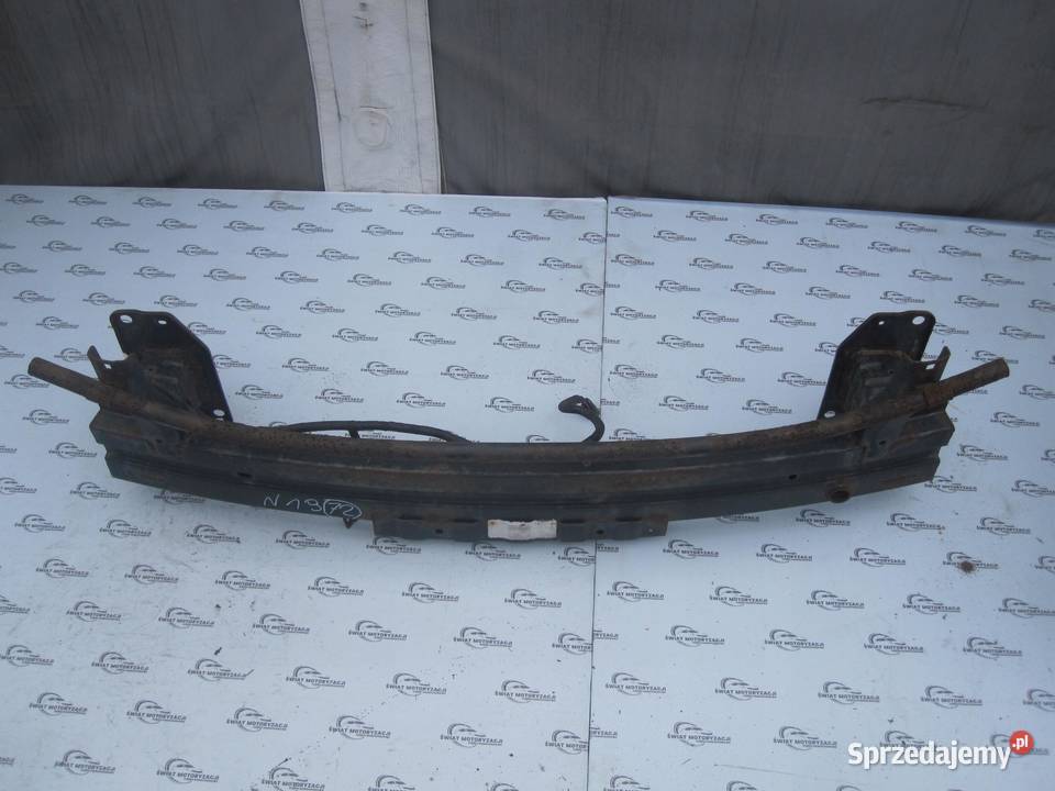 HYUNDAI i40 13r belka zderzaka przód