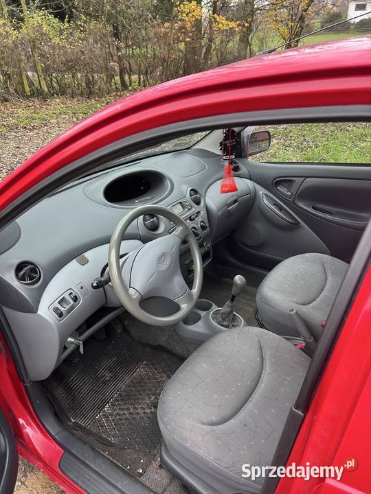 Toyota Yaris 10 nieuszkodzony Yaris