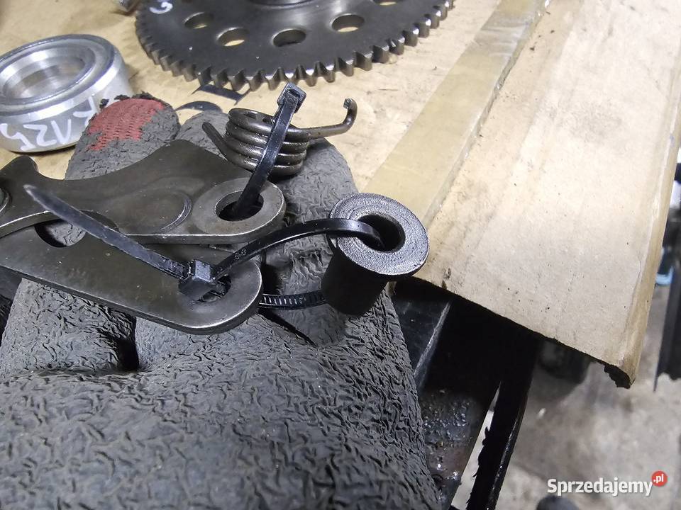 Suzuki RF 600 skrzynia biegów sprężyna sprężynka