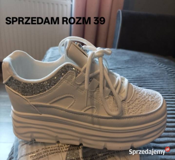Sneakersy damskie cyrkonie koronka 39 Pniewy