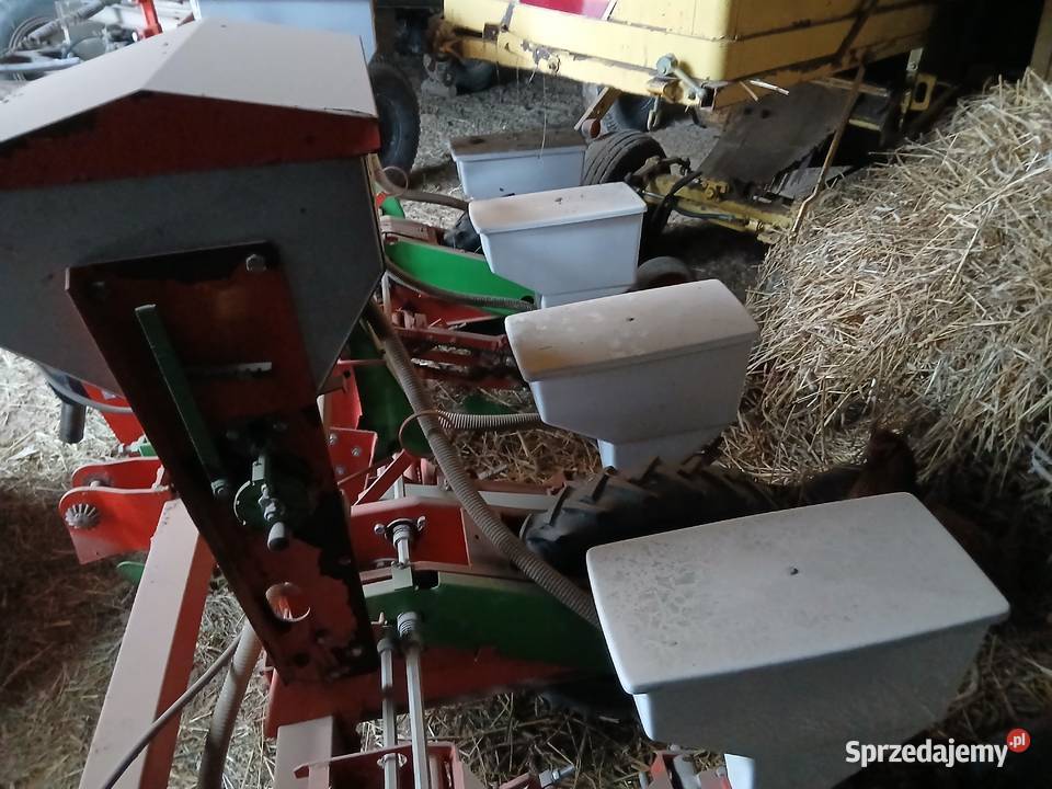 Siwnik Kukurydzy 4 rzedowy nieuszkodzony sprzedam