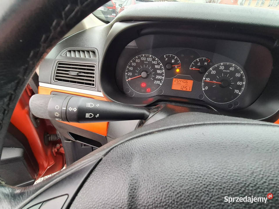 Fiat Grande Punto 13 JTD 4L100 Klimatyzacja nieuszkodzony Wągrowiec