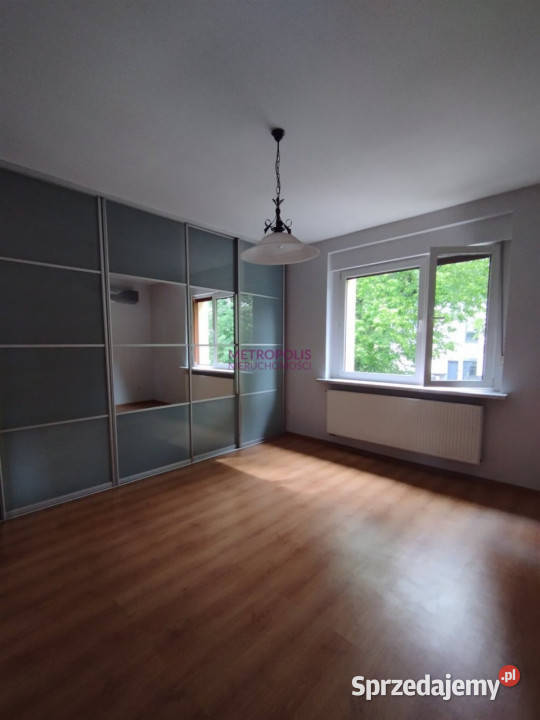 sprzedaży domu wolnostojącego Rybnik 280m2 sprzedam
