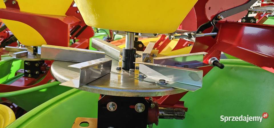 Rozsiewacz Nawozu z HYDRAULIKĄ Stal Kwasoodporna Rozsiewacze nawozów Łoniów