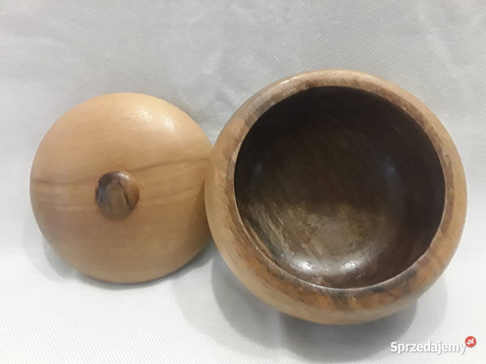 FIGURKA PUZDERKO POJEMNIK DREWNO RZEŻBA CRETE Pozostałe Zamość