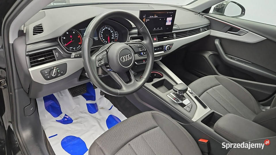 Audi A4 Limousine 30 TDI 20 Mild Hybrid Z 181000km mazowieckie Warszawa