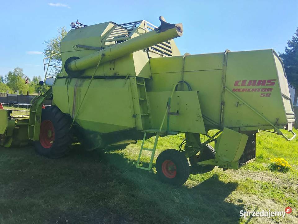 Kombajn zbożowy Claas Mercator 50 z sieczkarnia