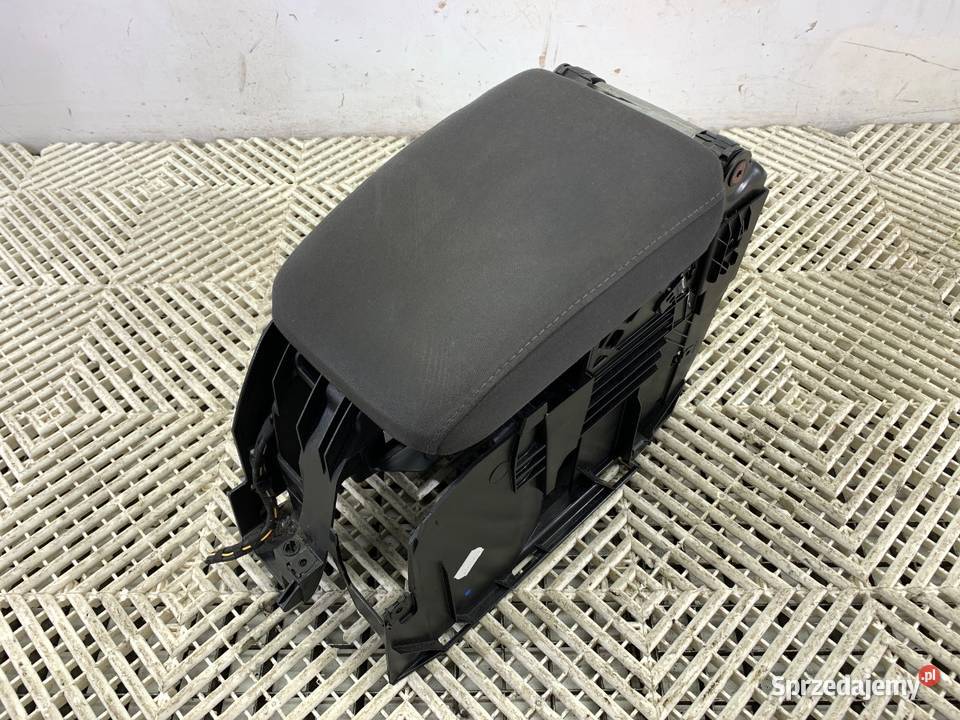 PODŁOKIETNIK VW GOLF V Kombi 0310 1K5864251B