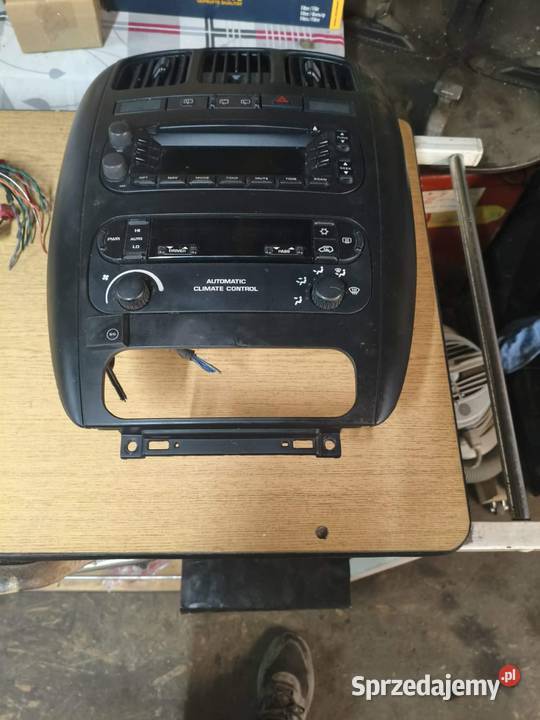 Chrysler Voyager IV radio panel radia Hrubieszów