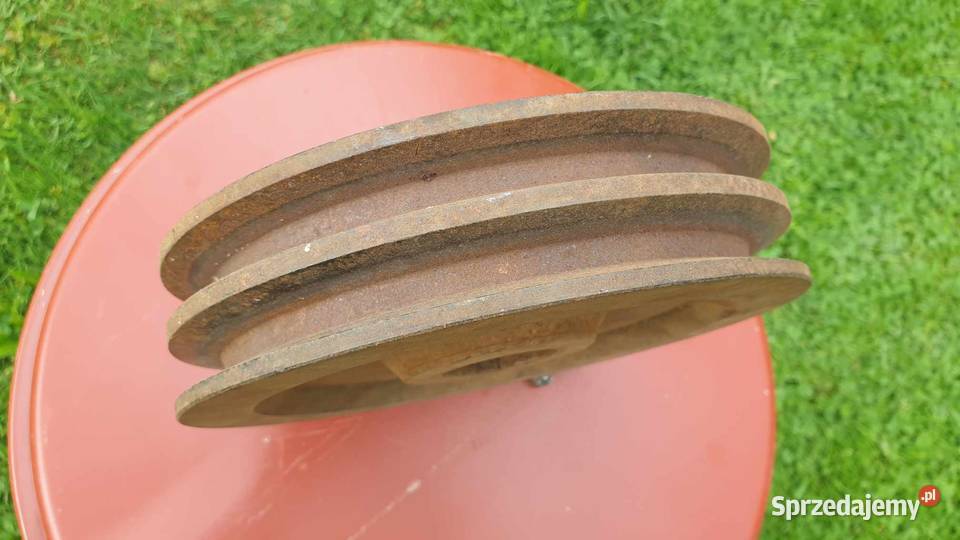 Koło pasowe stalowe 200 mm 2X17mm OTW fi 38 mm Pozostałe Grybów