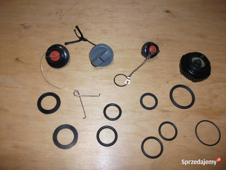 Uszczelniacze nowe kom2 sztuki Husqvarna Włocławek