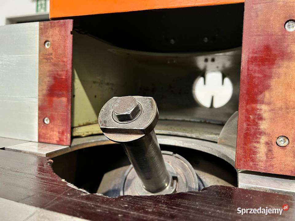 Frezarka dolnowrzecionowa SCM T150 Juszczyn