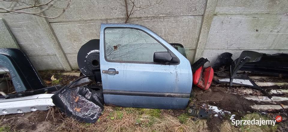 Drzwi golf 3 III prawe przednie kompletne części blacharskie Sieradz sprzedam