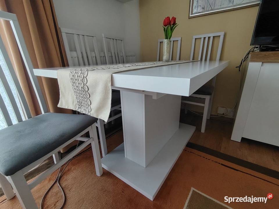 4 Krzesła Biały rozkładany stół jadalniany