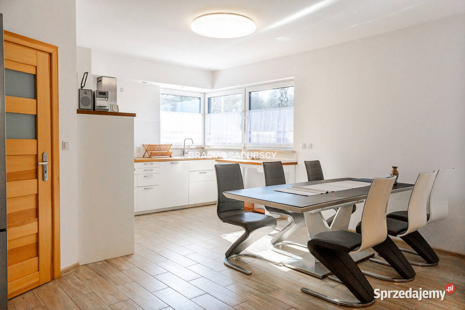 Dom wolnostojący 2077m2 Łomna