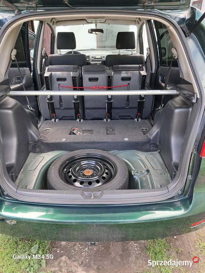 TOYOTA COROLLA VERSO